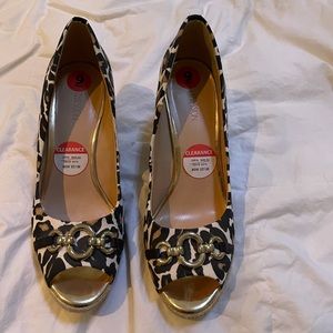 Never worn cute shoes